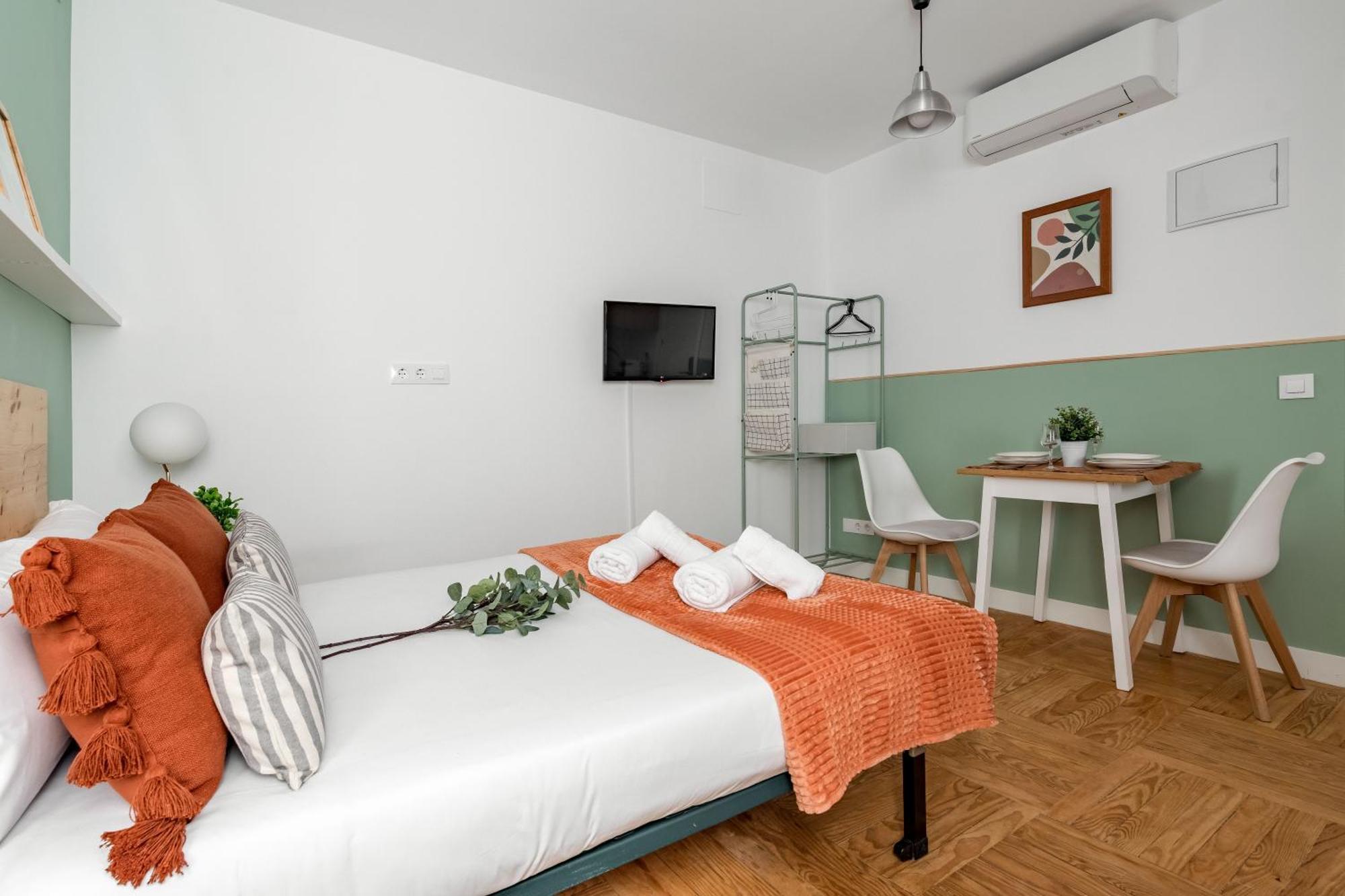 Charming Sol Studios Madrid Bagian luar foto